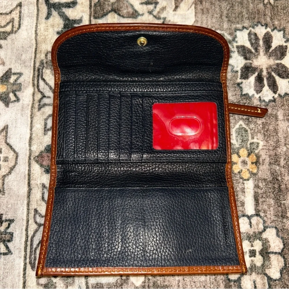 Dooney & Bourke 90s VTG  Black and Brown Leather Clutch - Picture 3 of 3